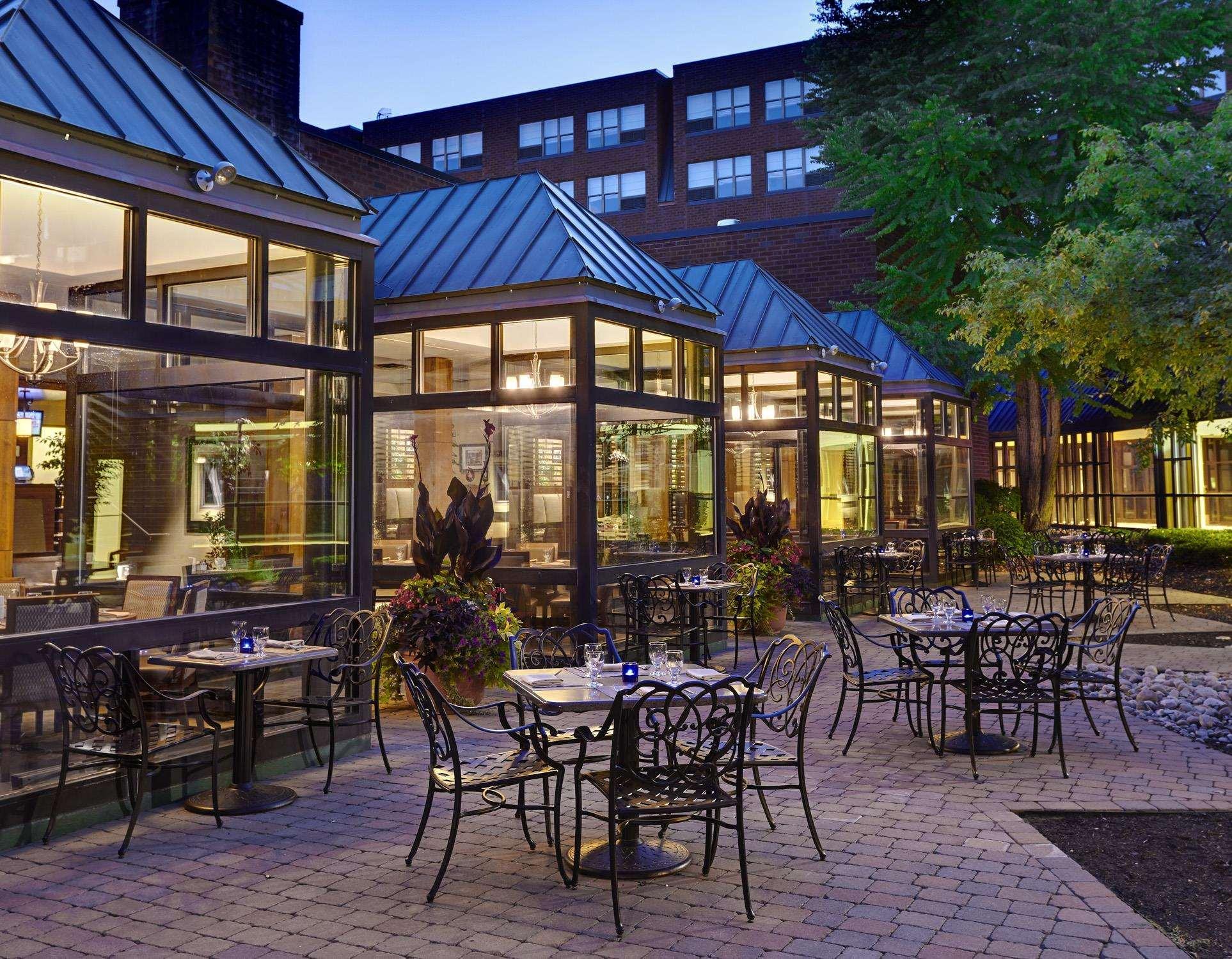 The Saratoga Hilton Hotell Saratoga Springs Exteriör bild