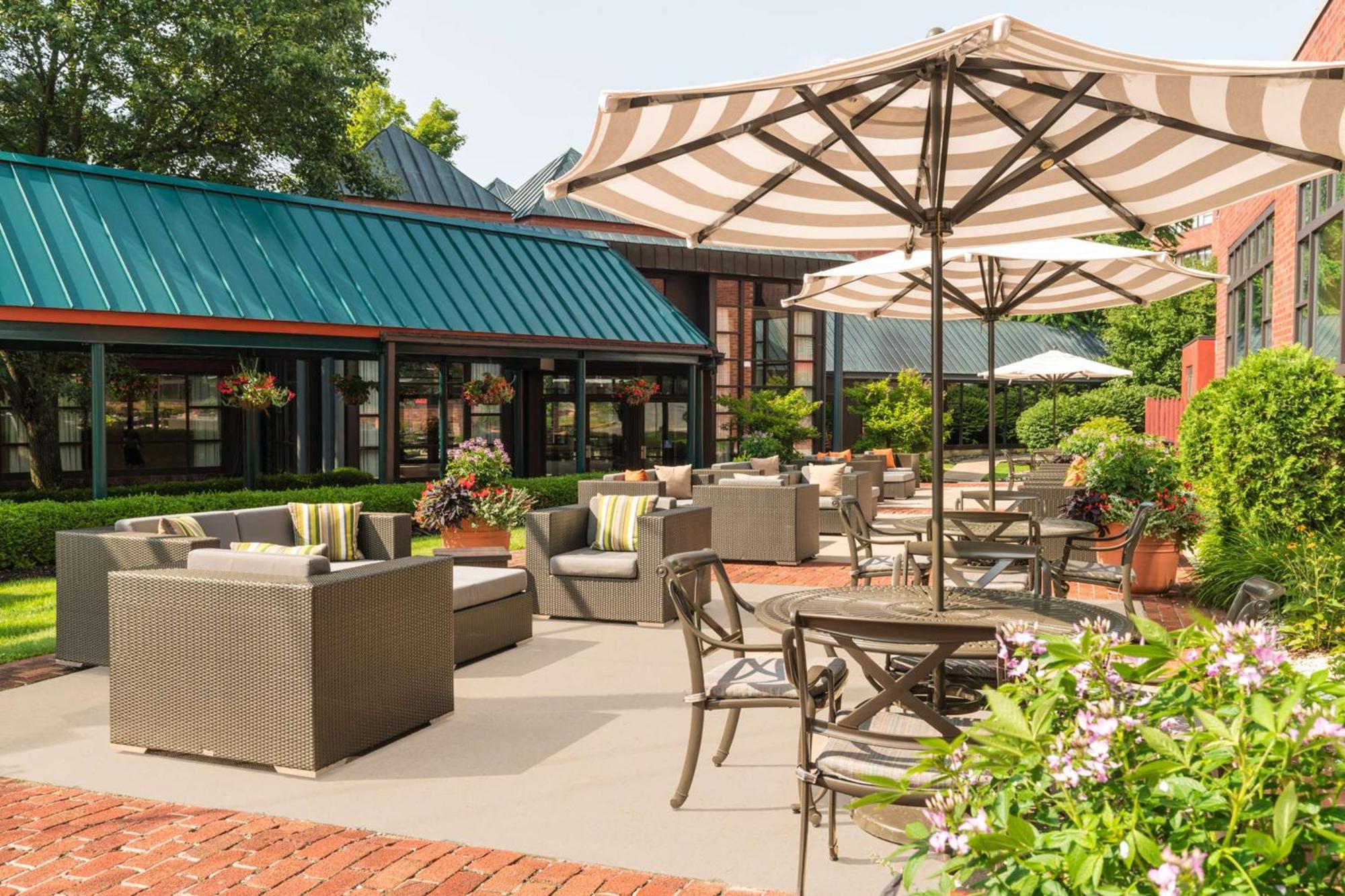 The Saratoga Hilton Hotell Saratoga Springs Exteriör bild